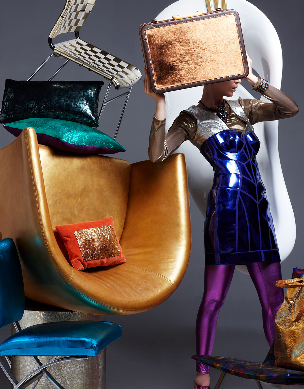 Pantone FHI Metallic Shimmers Lifestyle