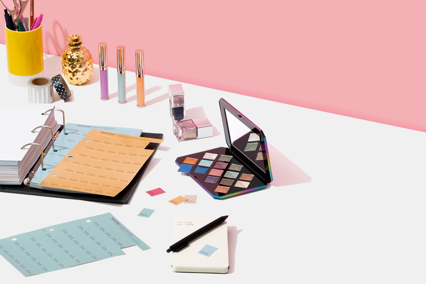Pantone Fashion, Home + Interiors (FHI) Metallic Shimmers Color Specifier Share your shine with removable metallic chips - View 1