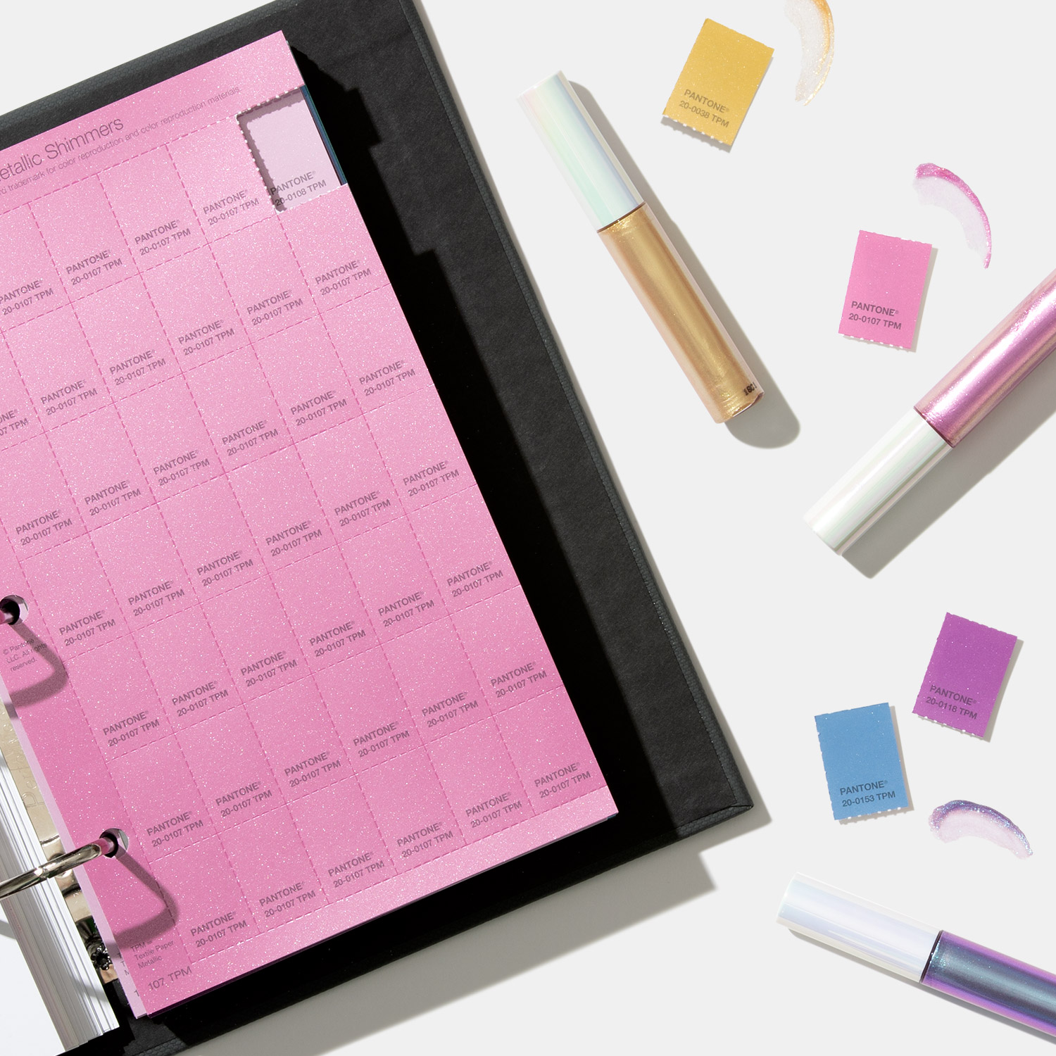 Pantone Fashion, Home + Interiors (FHI) Metallic Shimmers Color Specifier Share your shine with removable metallic chips - View 4