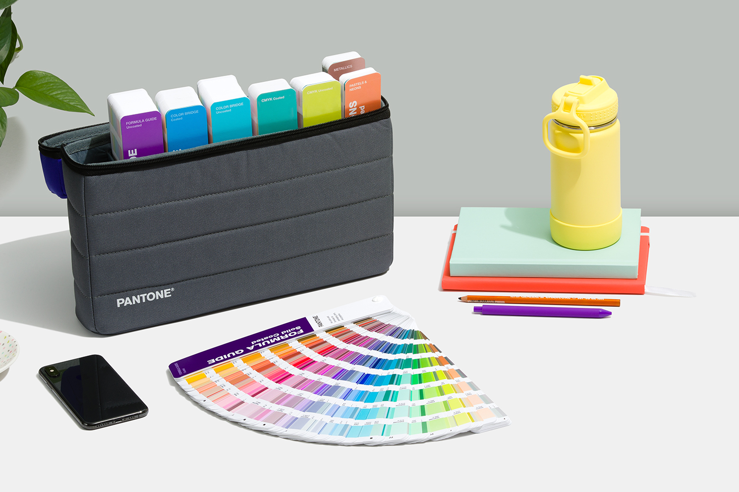 Pantone Portable Guide Studio Comprehensive and convenient color for graphics and print - View 1
