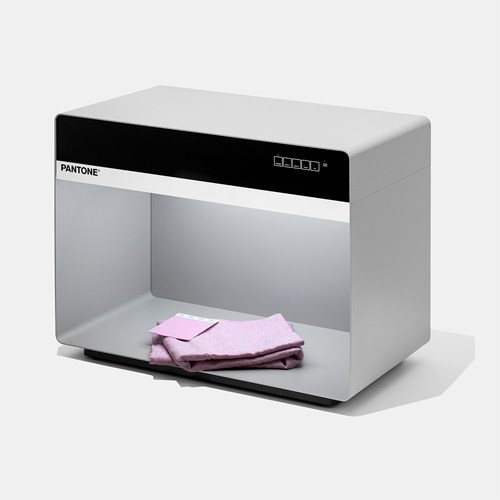 Pantone 5 Light Booth Achieve better graphics color evaluation with controlled lighting.