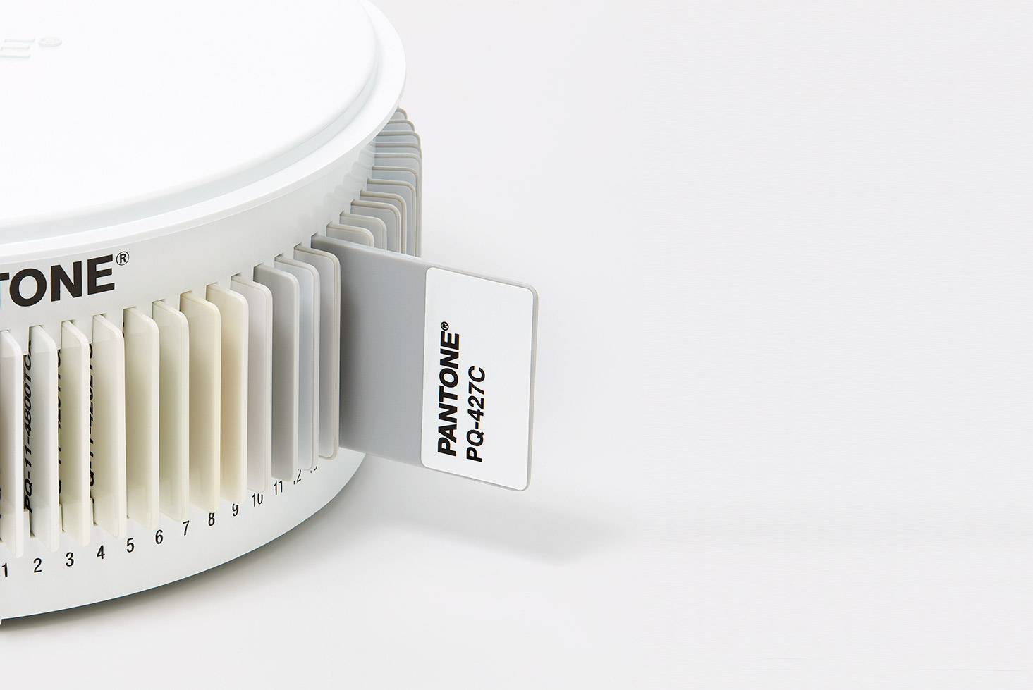 Pantone The Pantone Plastics Tints and Tones Collection - View 2