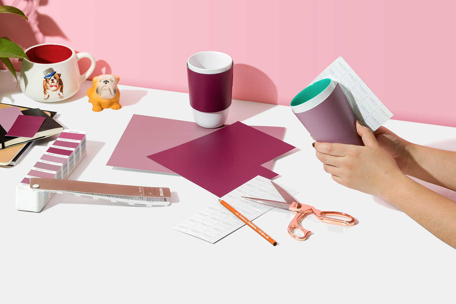 Pantone Large Paper Swatch (TPG Sheets) Large-format color for Fashion, Home + Interiors (FHI) applications - View 1